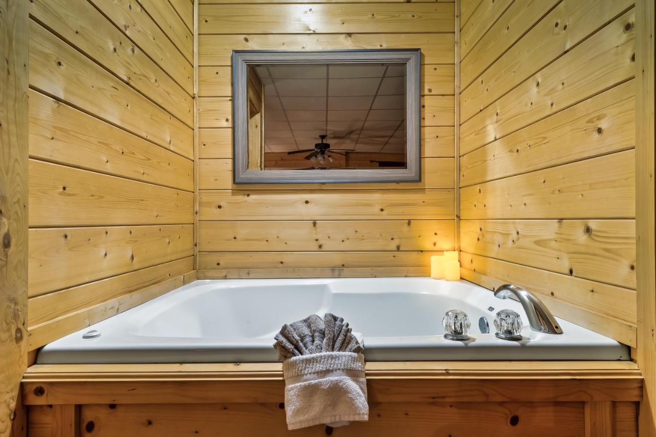 Cozy Log Cabin!! In Heart Of Pf & Close To The Smokies Pigeon Forge Exterior photo