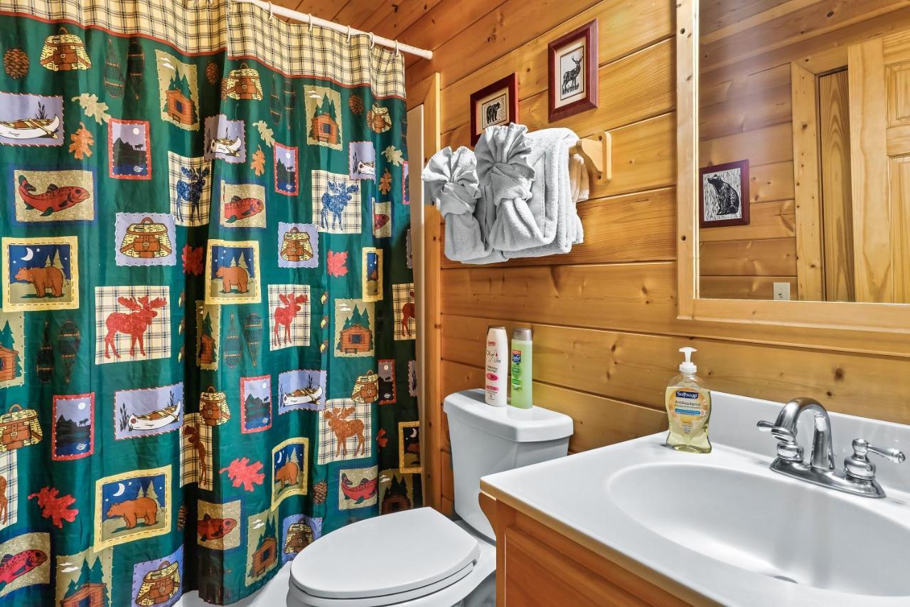 Cozy Log Cabin!! In Heart Of Pf & Close To The Smokies Pigeon Forge Exterior photo